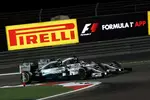 Foto zur News: Nico Rosberg (Mercedes) und Lewis Hamilton (Mercedes)