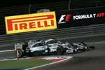 Foto zur News: Nico Rosberg (Mercedes) und Lewis Hamilton (Mercedes)