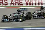 Foto zur News: Lewis Hamilton (Mercedes) und Nico Rosberg (Mercedes)