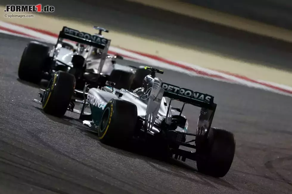 Foto zur News: Lewis Hamilton (Mercedes) und Nico Rosberg (Mercedes)