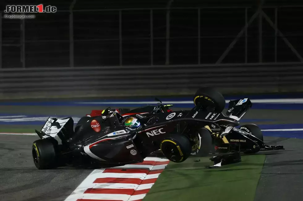 Foto zur News: Esteban Gutierrez (Sauber) und Pastor Maldonado (Lotus)