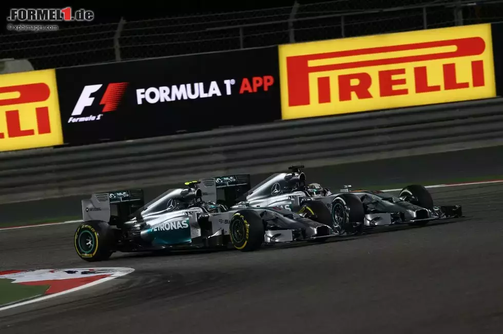 Foto zur News: Nico Rosberg (Mercedes) und Lewis Hamilton (Mercedes)