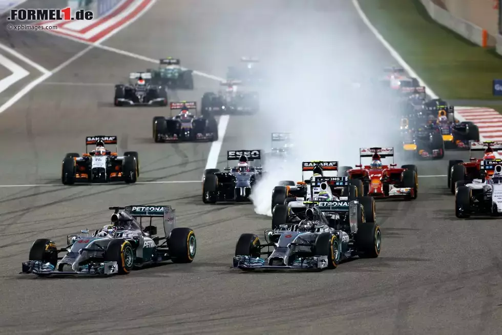 Foto zur News: Nico Rosberg (Mercedes) und Lewis Hamilton (Mercedes)