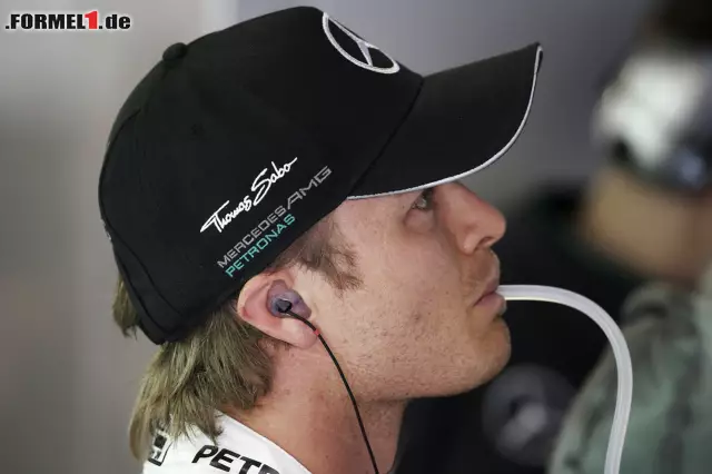 Foto zur News: Nico Rosberg folgte im zweiten Mercedes mit 0,411 Sekunden Abstand auf Rang drei. Der Wahlmonegasse erwischte auf dem weichen Reifen keine freie Runde, ansonsten wäre er vor Alonso gestanden.