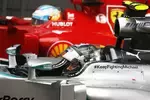 Foto zur News: Nico Rosberg (Mercedes) und Fernando Alonso (Ferrari)