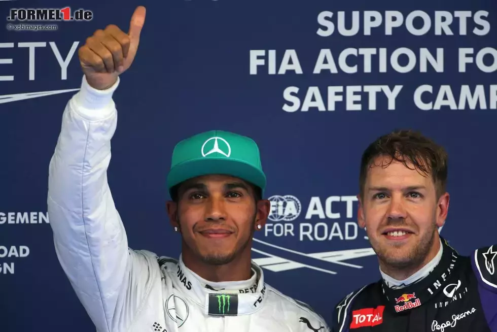 Foto zur News: Lewis Hamilton (Mercedes) und Sebastian Vettel (Red Bull)