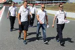 Foto zur News: Track-Walk mit Valtteri Bottas (Williams)