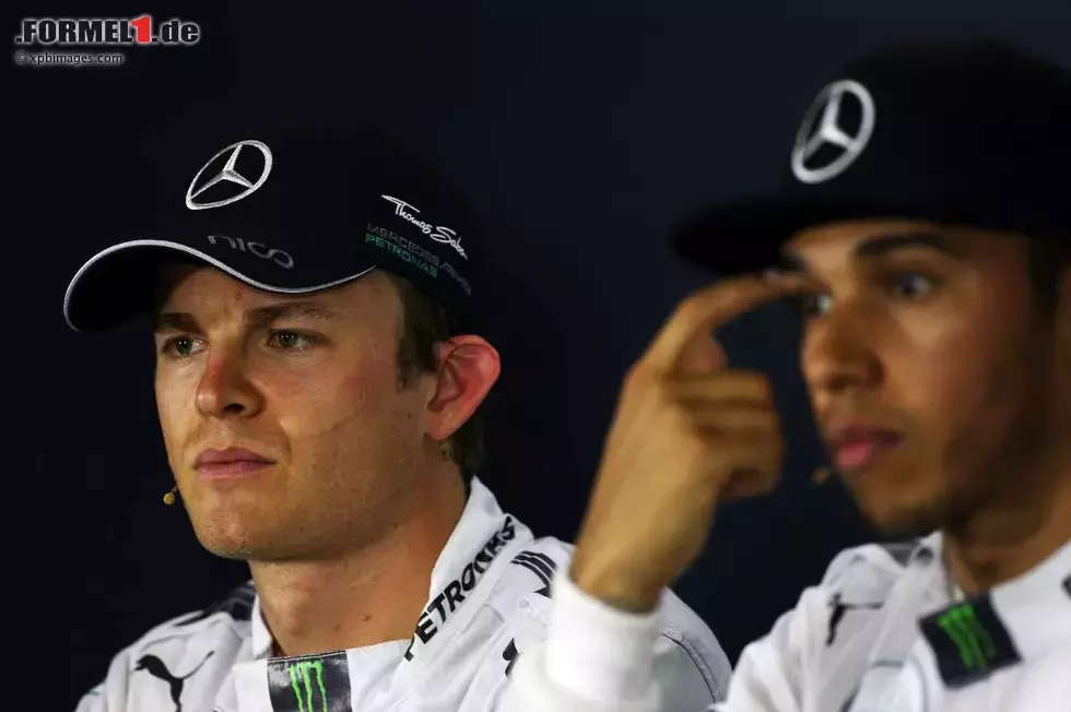 Foto zur News: Nico Rosberg (Mercedes) und Lewis Hamilton (Mercedes)