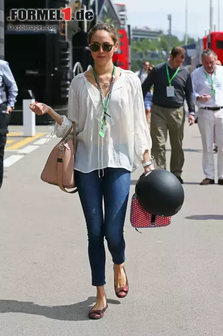 Foto zur News: Jessica Michibata, Freundin von Jenson Button (McLaren)