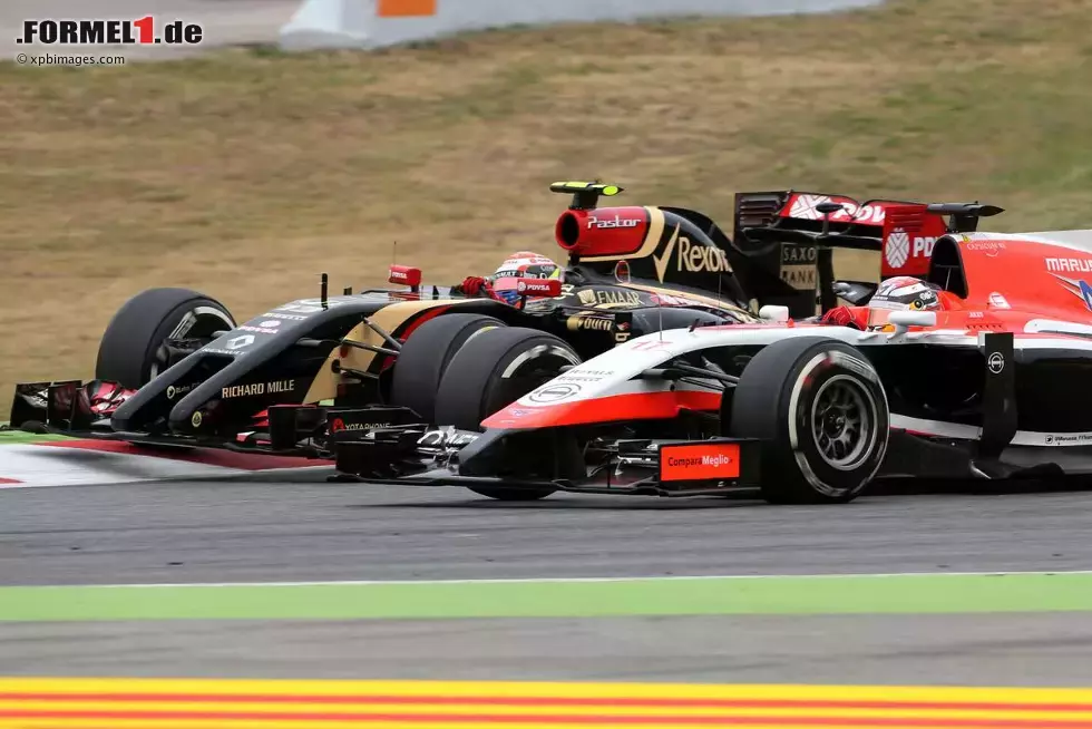 Foto zur News: Pastor Maldonado (Lotus) und Jules Bianchi (Marussia)