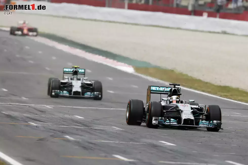 Foto zur News: Lewis Hamilton (Mercedes) und Nico Rosberg (Mercedes)