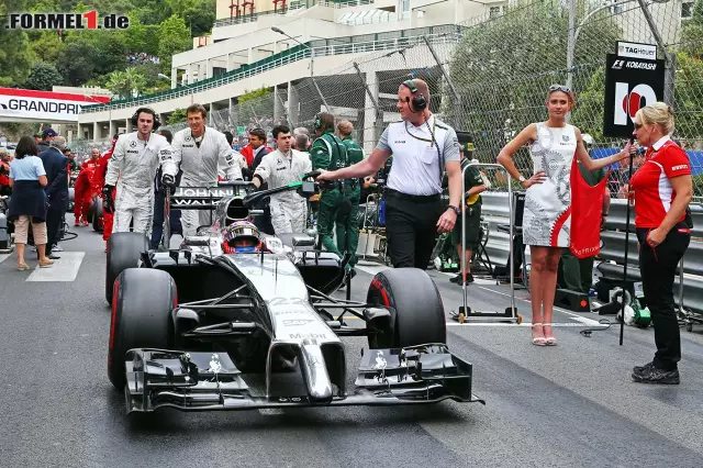 Foto zur News: Jenson Button kam mit einer Runde Rückstand auf die sechste Position.