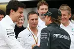 Foto zur News: Nico Rosberg (Mercedes) und Toto Wolff