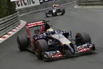 Foto zur News: Jean-Eric Vergne (Toro Rosso) und Daniil Kwjat (Toro Rosso)