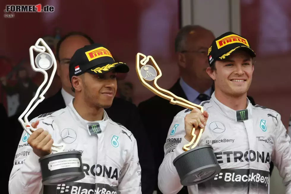 Foto zur News: Lewis Hamilton (Mercedes) und Nico Rosberg (Mercedes)