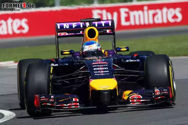 Foto zur News: Für Sebastian Vettel geht es langsam aufwärts. Der Deutsche erwischte mal ein rundes Qualifying und wurde mit 0,674 Sekunden Abstand zum Mercedes-Verfolger.