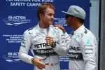 Foto zur News: Nico Rosberg (Mercedes) und Lewis Hamilton (Mercedes)