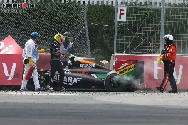 Foto zur News: Sergio Perez ist nach Ansicht der Experten schuldlos gewesen am großen Crash.