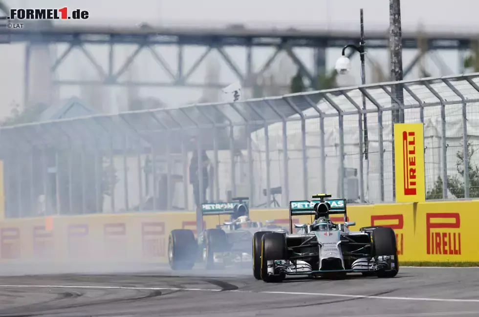 Foto zur News: Nico Rosberg (Mercedes) und Lewis Hamilton (Mercedes)