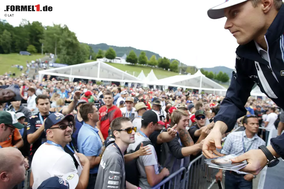 Foto zur News: Valtteri Bottas (Williams)