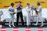 Foto zur News: Lewis Hamilton (Mercedes), Nico Rosberg (Mercedes) und Valtteri Bottas (Williams)