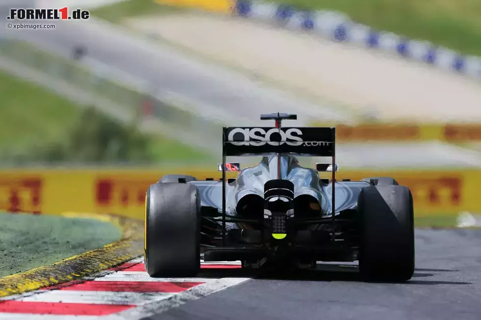 Foto zur News: Jenson Button (McLaren)