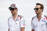 Foto zur News: Adrian Sutil und Giedo van der Garde (Sauber)