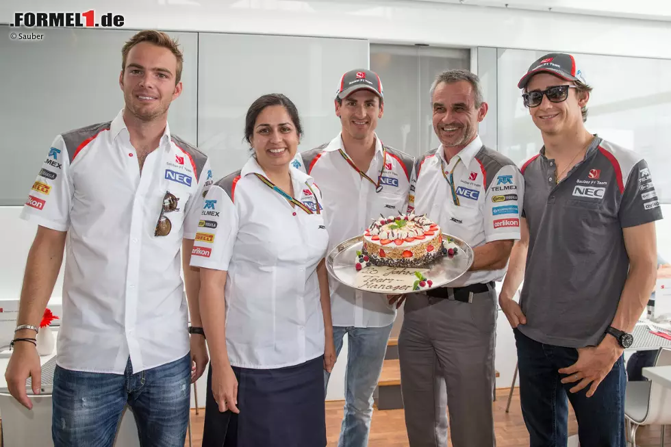 Foto zur News: Giedo van der Garde, Monisha Kaltenborn, Adrian Sutil, Beat Zehnder und Esteban Gutierrez (Sauber)