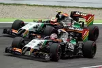 Foto zur News: Nico Hülkenberg (Force India) und Sergio Perez (Force India)