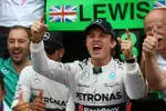 Foto zur News: Nico Rosberg (Mercedes) und Lewis Hamilton (Mercedes)