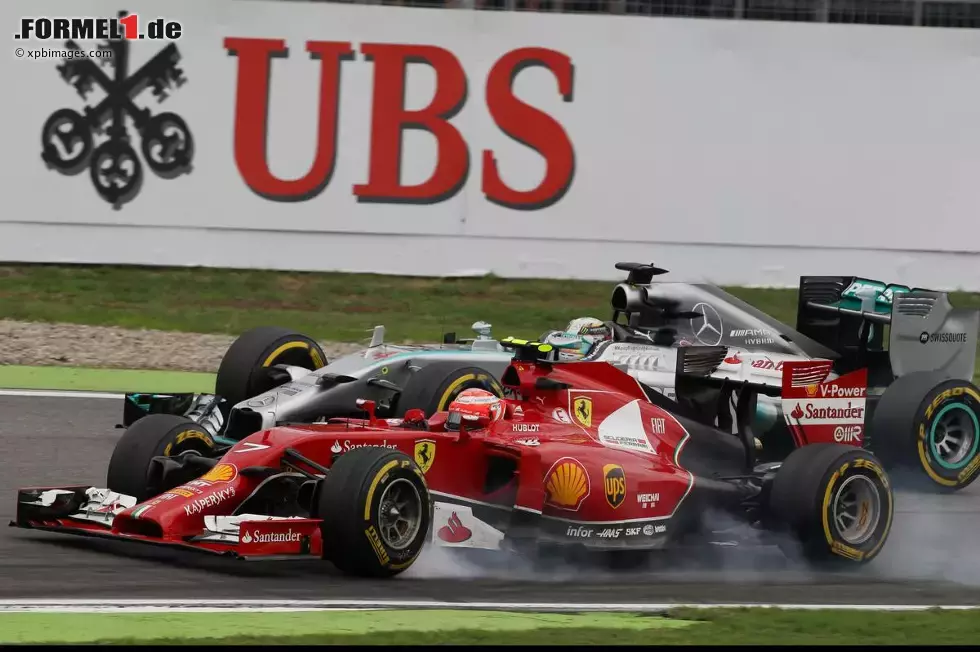 Foto zur News: Lewis Hamilton (Mercedes) und Kimi Räikkönen (Ferrari)