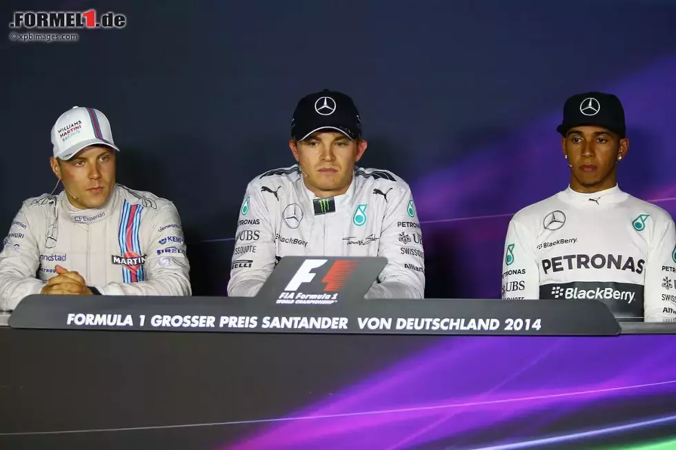 Foto zur News: Valtteri Bottas (Williams), Nico Rosberg (Mercedes) und Lewis Hamilton (Mercedes)