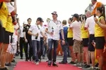 Foto zur News: Adrian Sutil (Sauber) und Nico Rosberg (Mercedes)