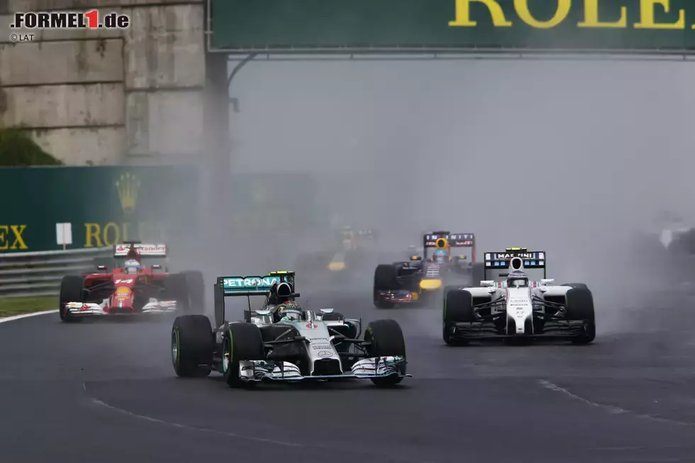 Foto zur News: Nico Rosberg (Mercedes), Valtteri Bottas (Williams), Sebastian Vettel (Red Bull) und Fernando Alonso (Ferrari)