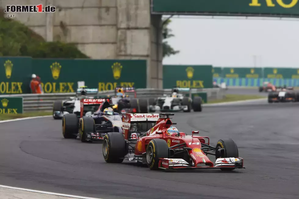 Foto zur News: Fernando Alonso (Ferrari), Jean-Eric Vergne (Toro Rosso) und Nico Rosberg (Mercedes)