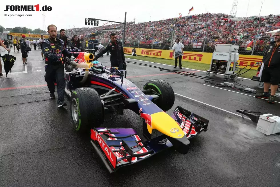 Foto zur News: Sebastian Vettel (Red Bull)