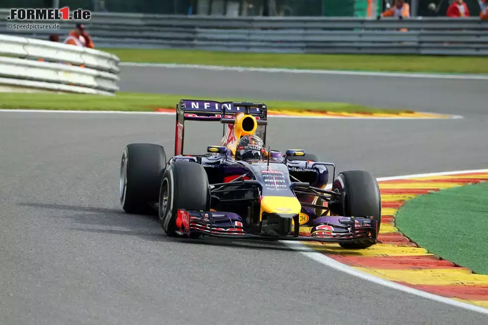 Foto zur News: Sebastian Vettel (Red Bull)