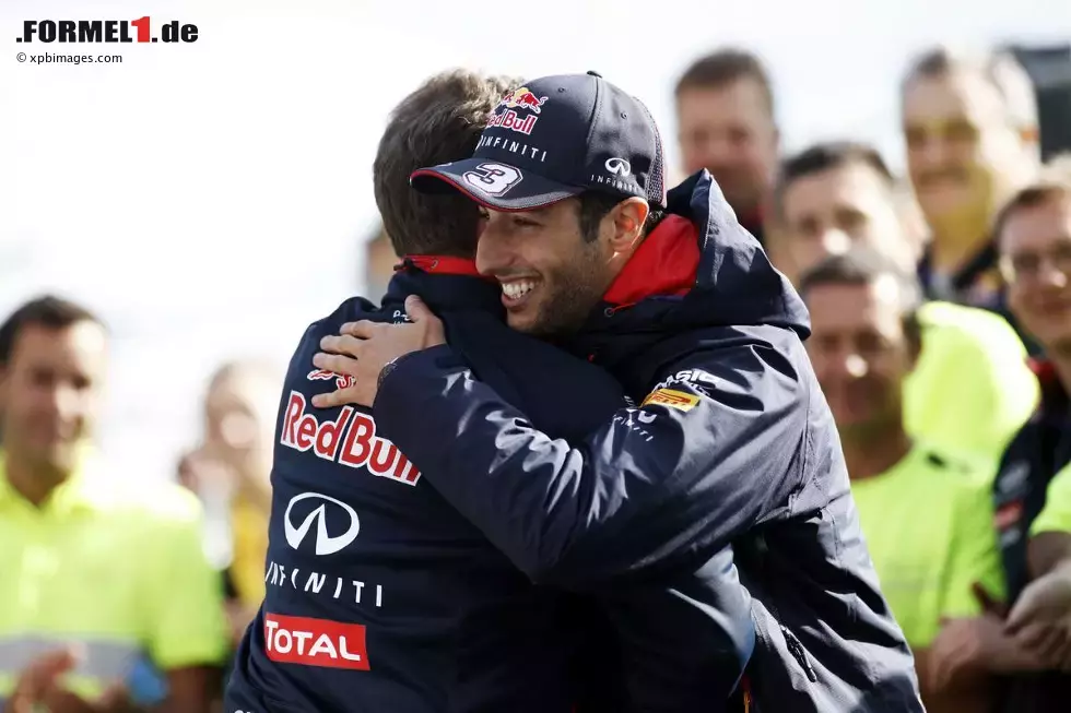 Foto zur News: Daniel Ricciardo (Red Bull) und Christian Horner