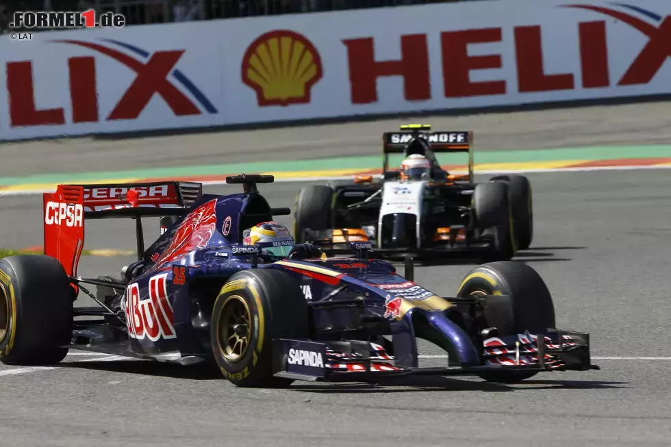 Foto zur News: Jean-Eric Vergne (Toro Rosso) und Sergio Perez (Force India)