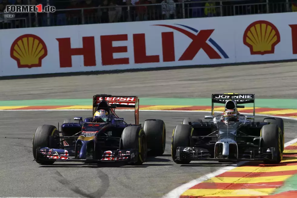 Foto zur News: Jean-Eric Vergne (Toro Rosso) und Kevin Magnussen (McLaren)