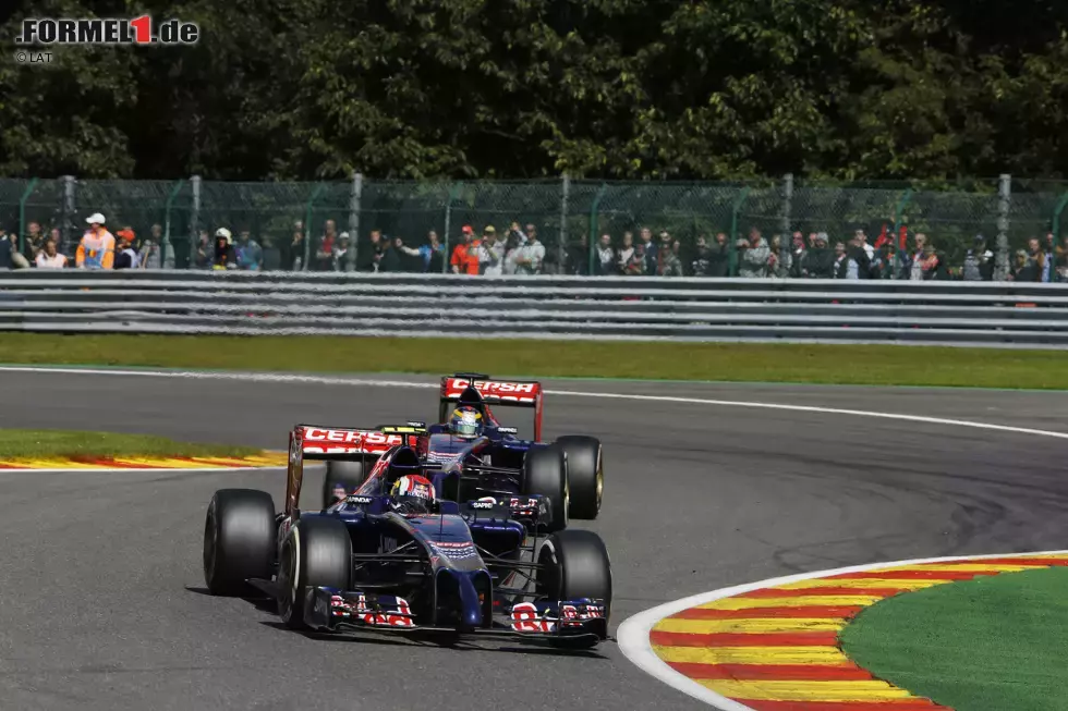 Foto zur News: Daniil Kwjat (Toro Rosso) und Jean-Eric Vergne (Toro Rosso)