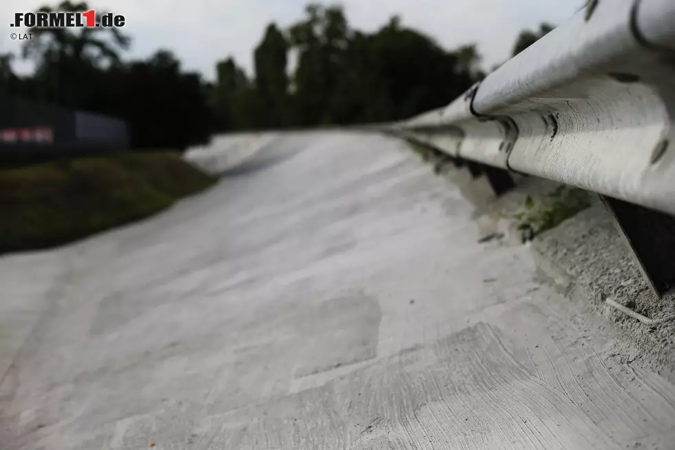 Foto zur News: Die alte Monza-Steilkurve, auf der die Formel 1 seit 1961 nicht mehr fährt