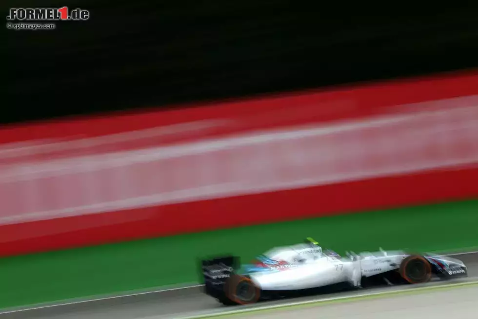 Foto zur News: Valtteri Bottas (Williams)