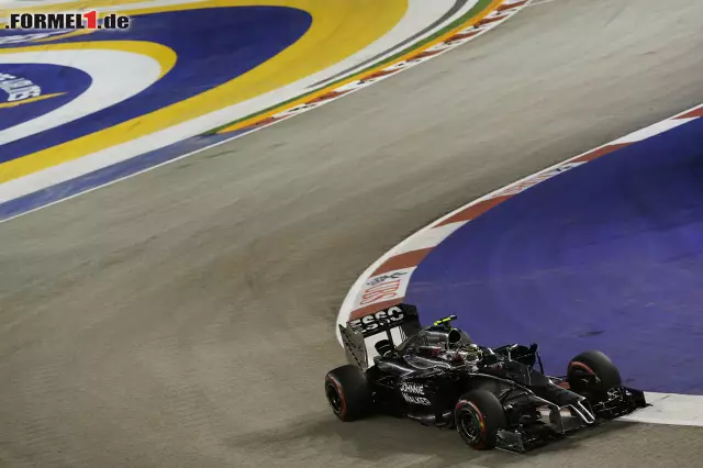 Foto zur News: Kevin Magnussen wird Sechster - und sein McLaren-Bolide scheint in Singapur gut zu funktionieren.