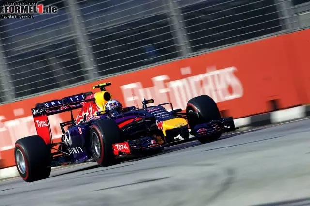 Foto zur News: Daniel Ricciardo (Infiniti Red Bull Racing)