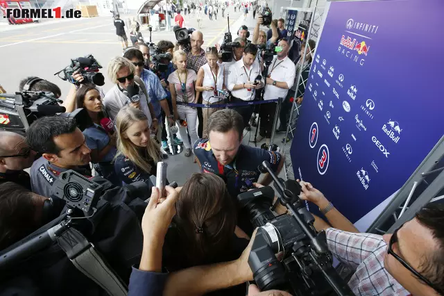 Foto zur News: Auch sein Teamchef Christian Horner musste heute jede Menge Interviews geben, bestätigte seinerseits, dass man Daniil Kwjat verpflichten wird.