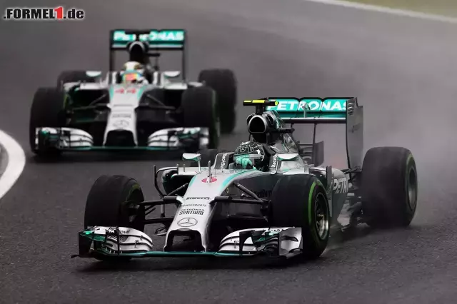 Foto zur News: Nico Rosberg und Lewis Hamilton (Mercedes AMG Petronas Formula One Team)