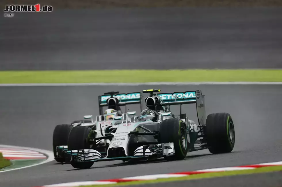 Foto zur News: Nico Rosberg (Mercedes) und Lewis Hamilton (Mercedes)