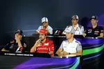 Foto zur News: Felipe Massa (Williams), Adrian Sutil (Sauber), Daniil Kwjat (Toro Rosso), Sebastian Vettel (Red Bull), Fernando Alonso (Ferrari) und Jenson Button (McLaren)