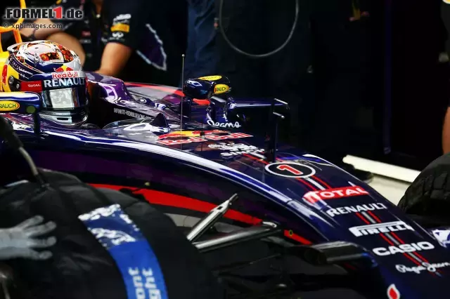 Foto zur News: Sebastian Vettel (Infiniti Red Bull Racing)